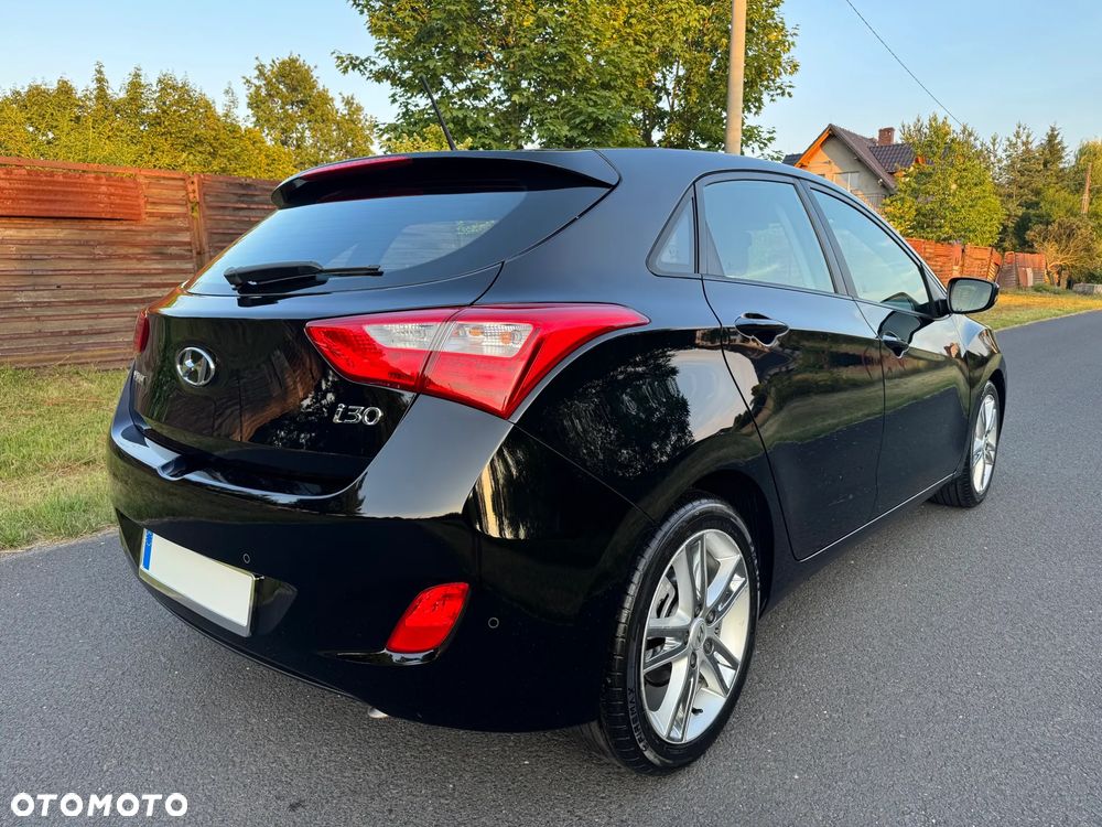 Hyundai i30 1.6 Fifa World Cup Edition - 6