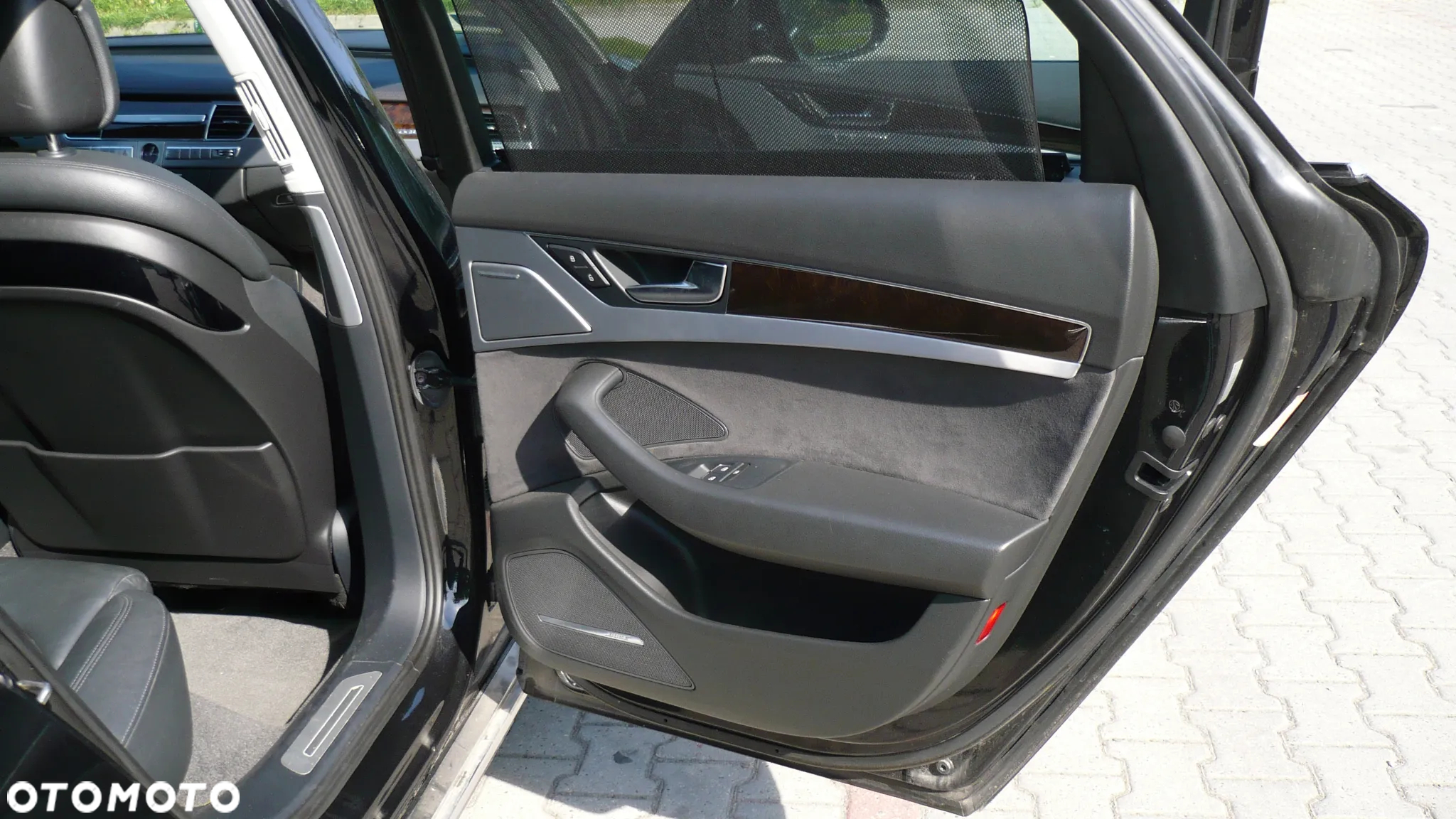 Audi A8 4.2 FSI Quattro - 12