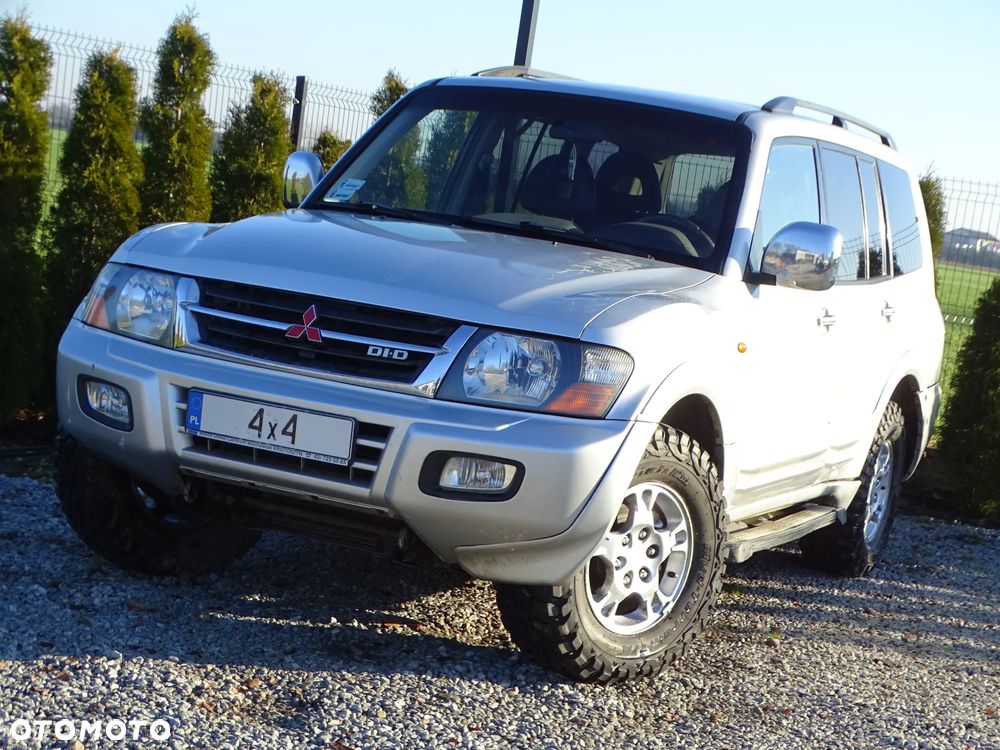 Mitsubishi Pajero 3.2 DID 7os - 1