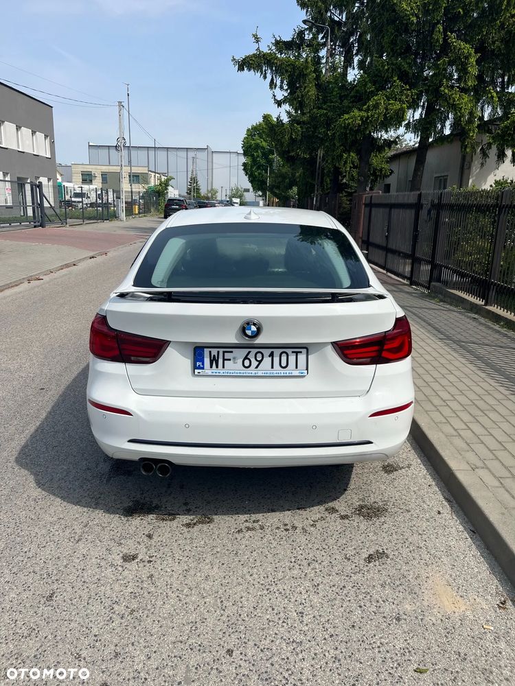BMW Seria 3 320d - 5