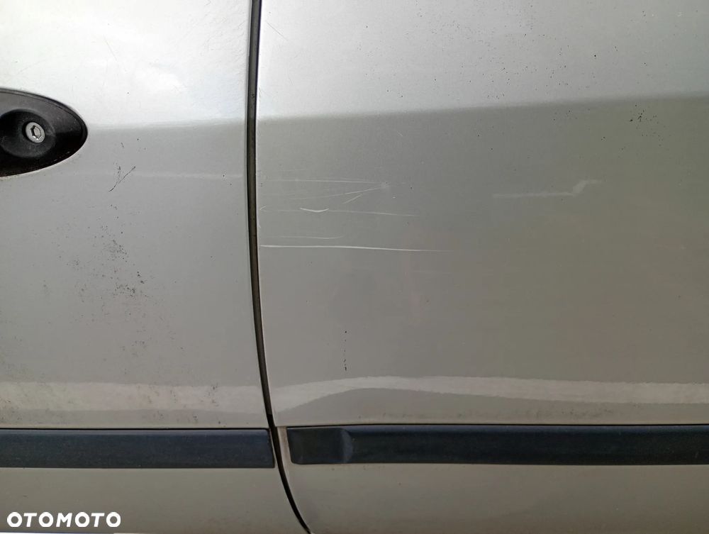 Ford Focus 1.6 Ambiente - 9
