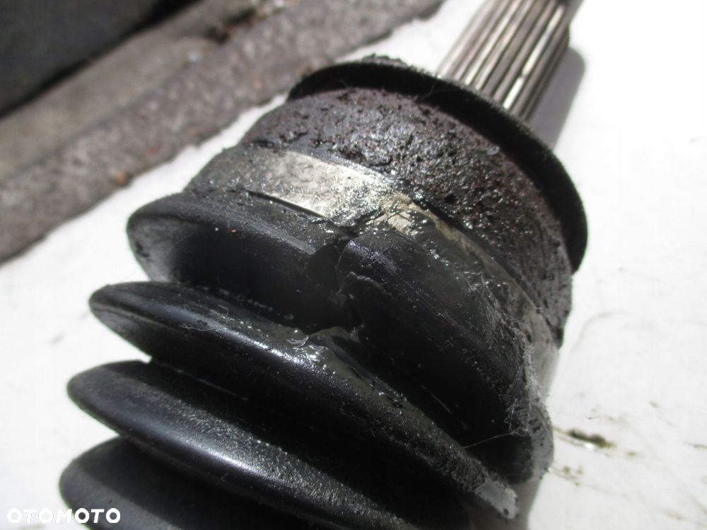 półoś długa 391002670r renault kadjar 1.3 tce 15- - 5
