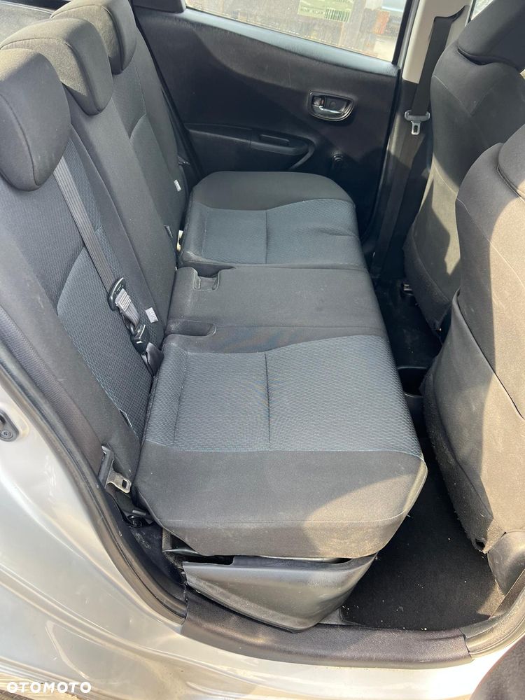 Toyota Yaris Hybrid 100 Premium - 20