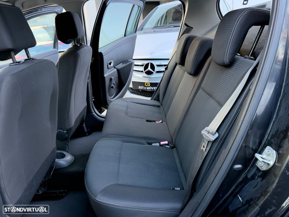 Renault Clio 1.2 16V Dynamique S - 43