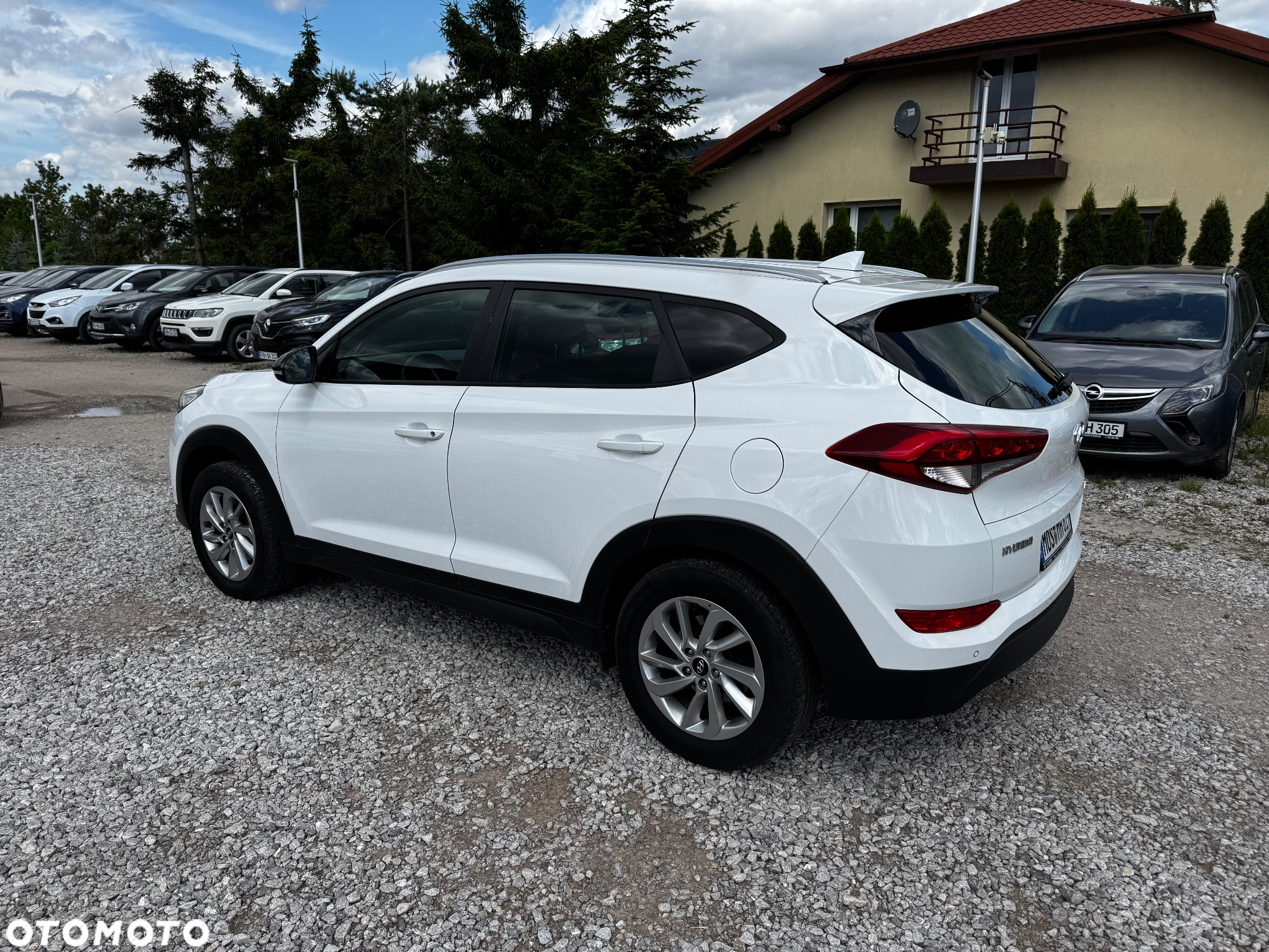 Hyundai Tucson blue 1.6 GDi 2WD Passion - 16