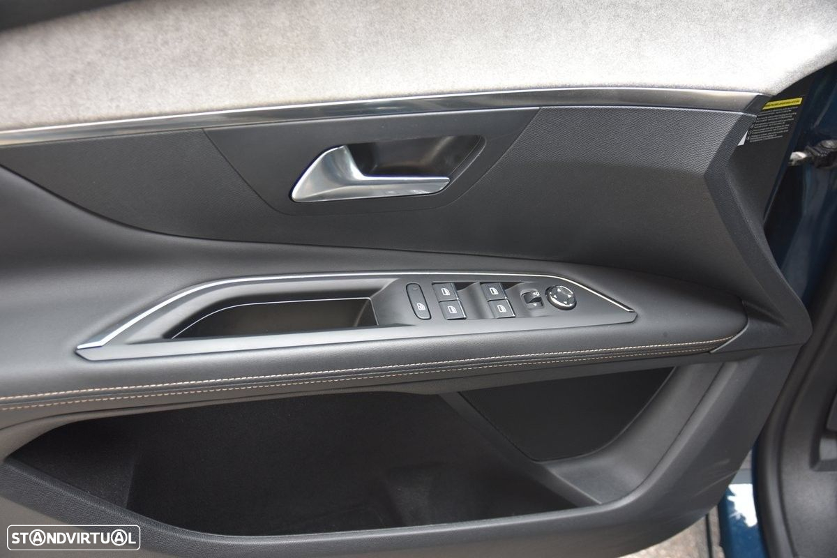 Peugeot 3008 1.5 BlueHDi GT EAT8 - 23