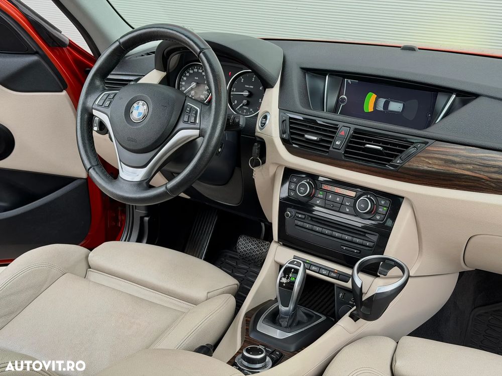 BMW X1 xDrive20d Aut. Sport Line - 11