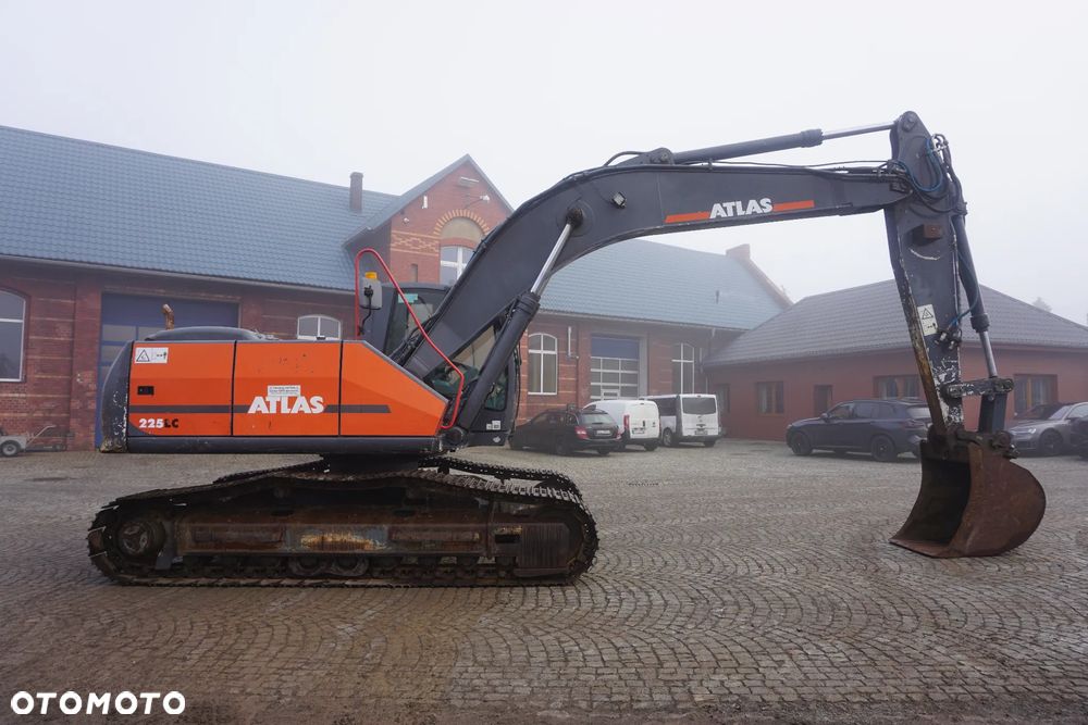 Atlas TC 225 LC - 2