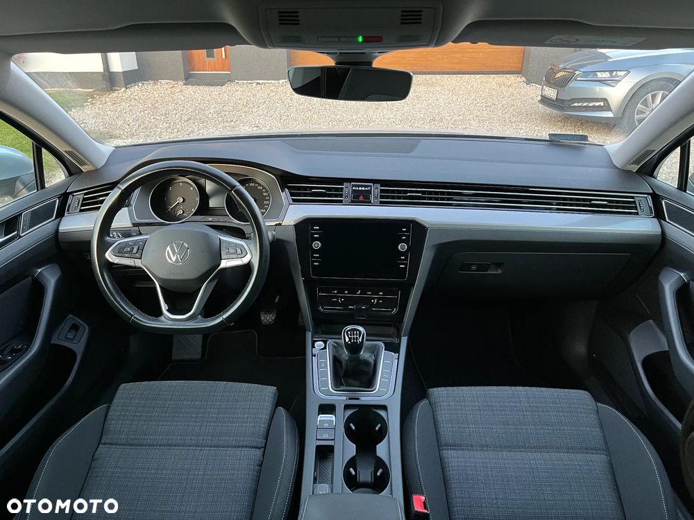 Volkswagen Passat 2.0 TDI EVO Business - 7