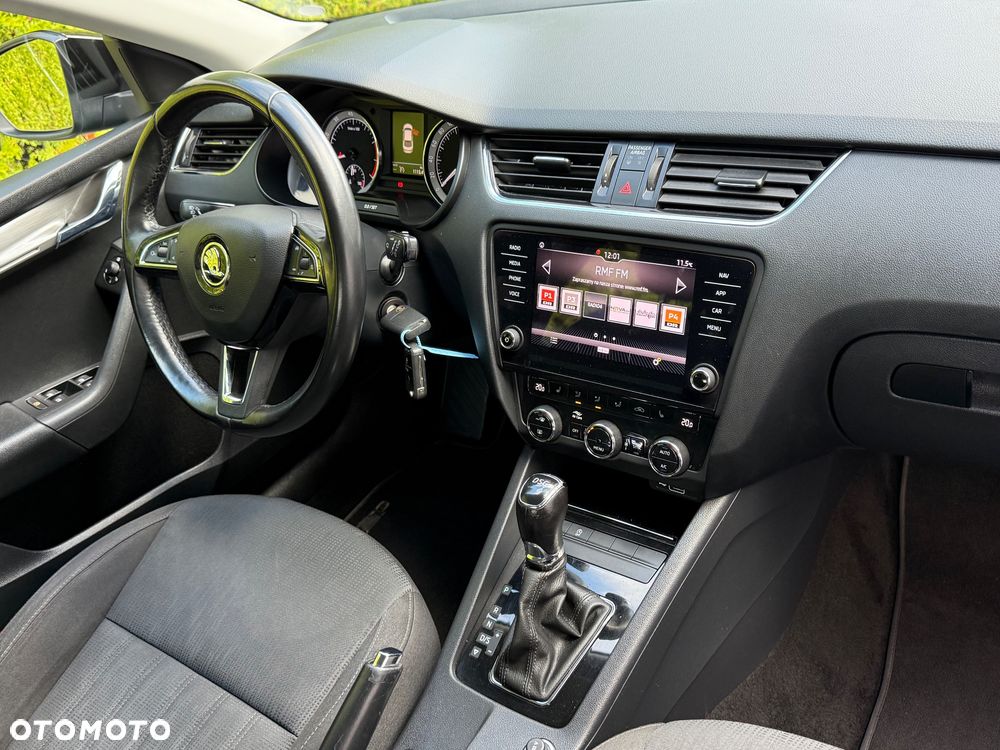 Skoda Octavia 2.0 TSI DSG Ambition - 17