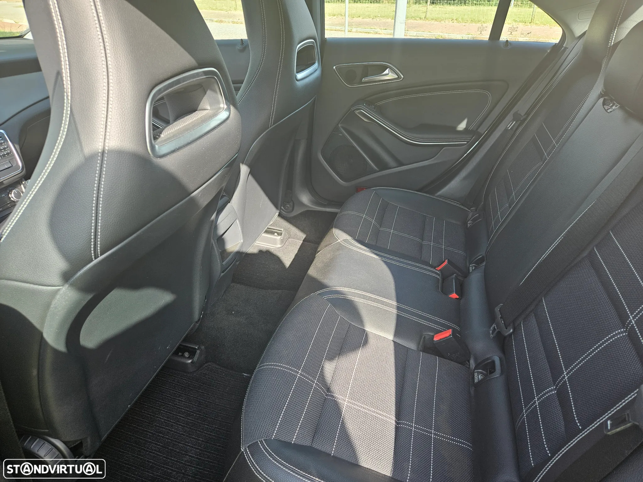 Mercedes-Benz CLA 200 CDi Urban - 27