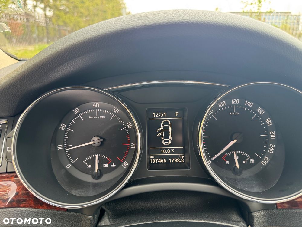 Skoda Superb 1.8 TSI Comfort DSG - 11