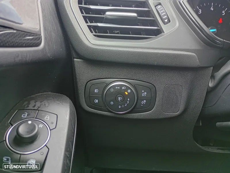 Ford Focus SW 1.0 EcoBoost MHEV ST-Line - 17