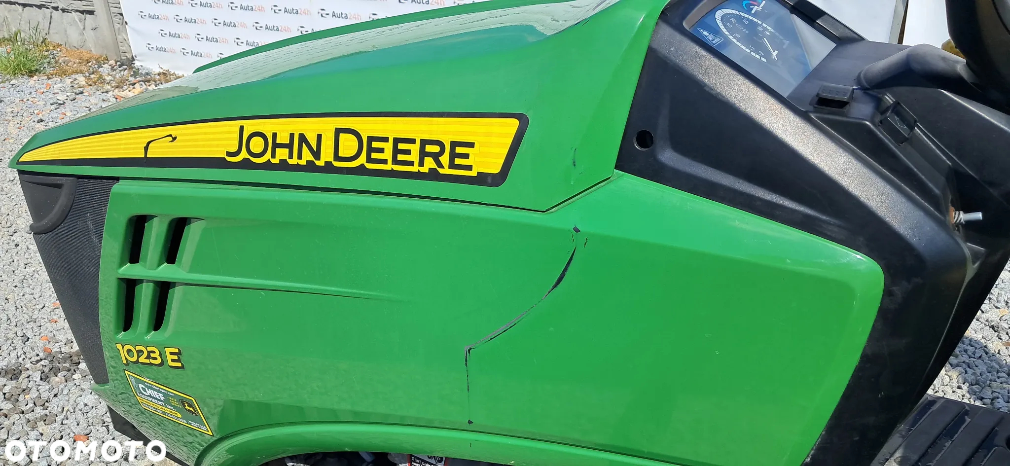 John Deere 1023E - 19