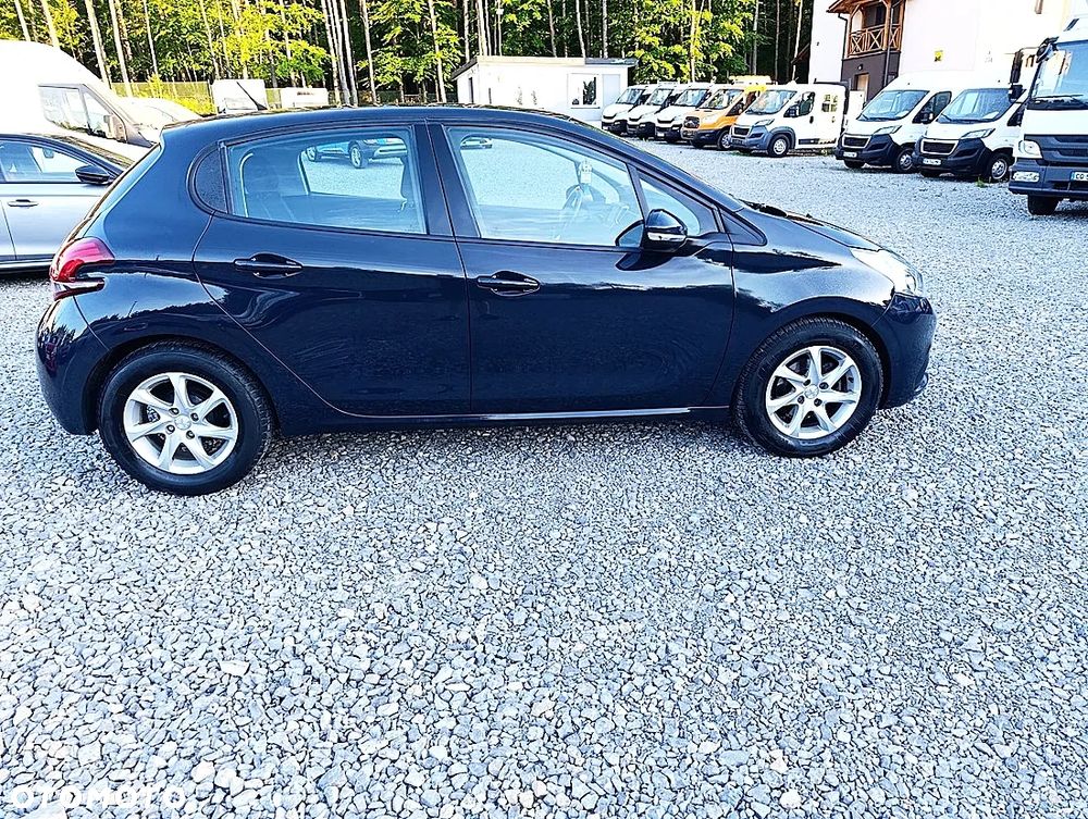 Peugeot 208 1.2 PureTech Access - 8