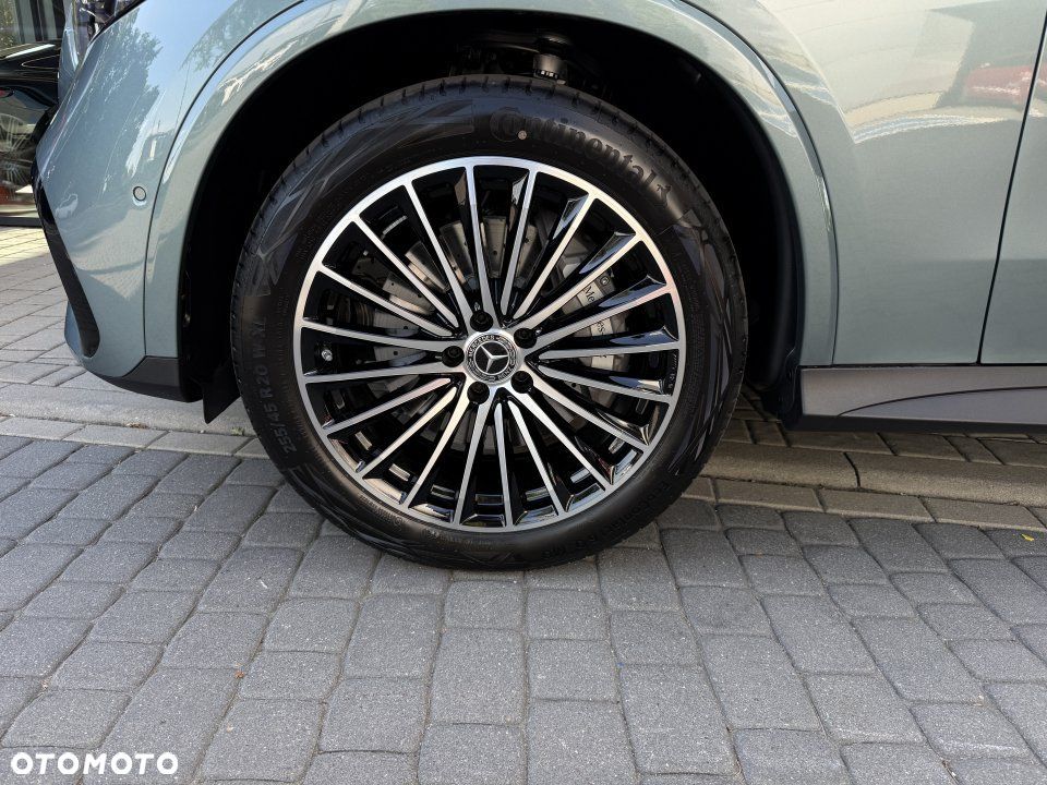 Mercedes-Benz GLC - 8