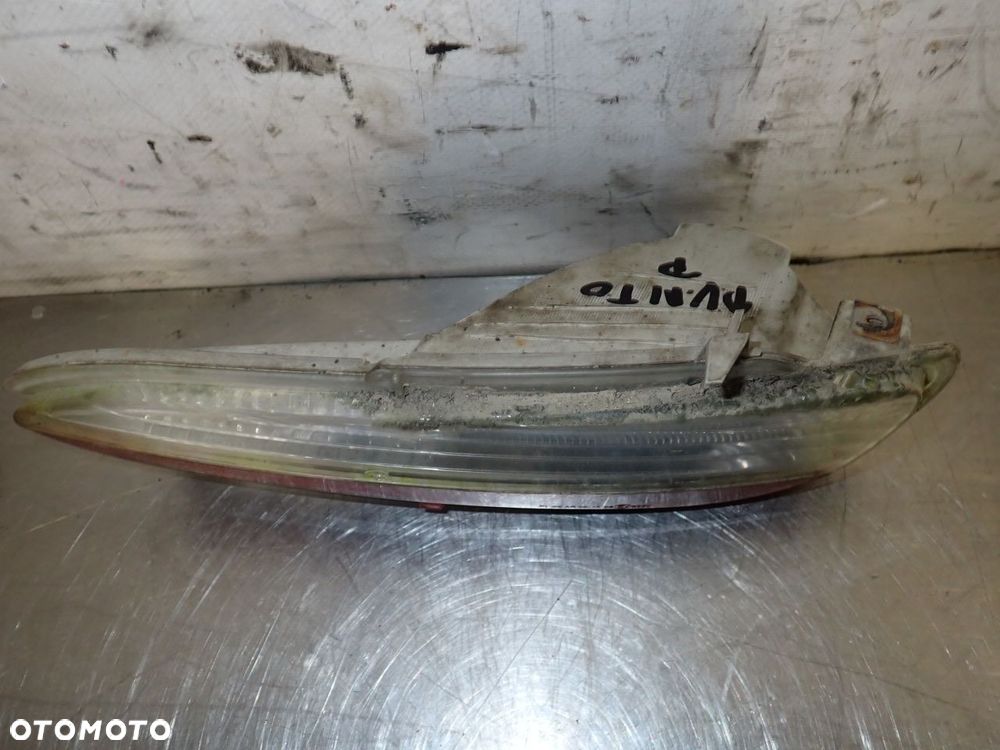LAMPA PRZECIWMGIELNA TYŁ PRAWA FIAT PUNTO EVO 1.3MJET 51854694 - 2