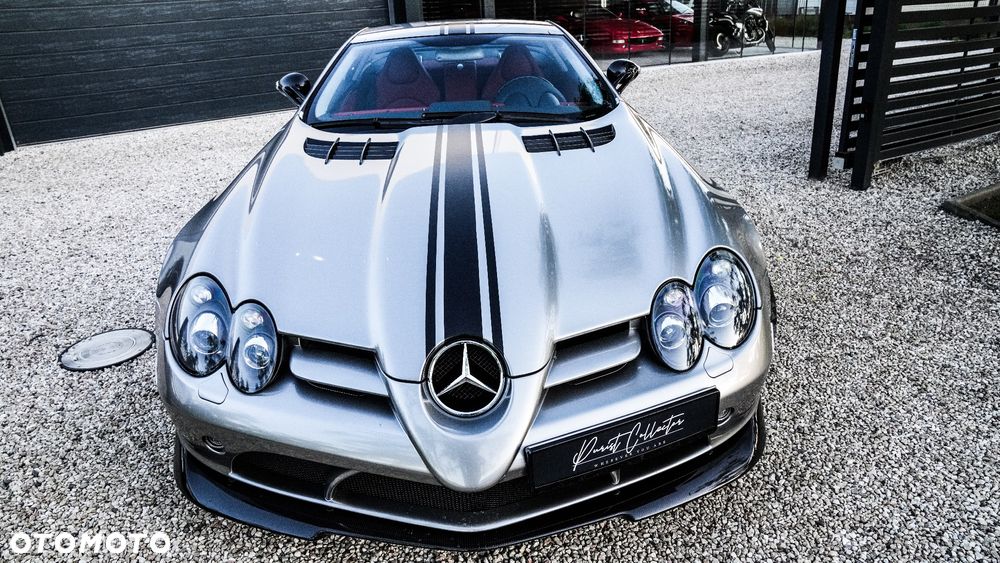 Mercedes-Benz SLR McLaren Coupe - 11