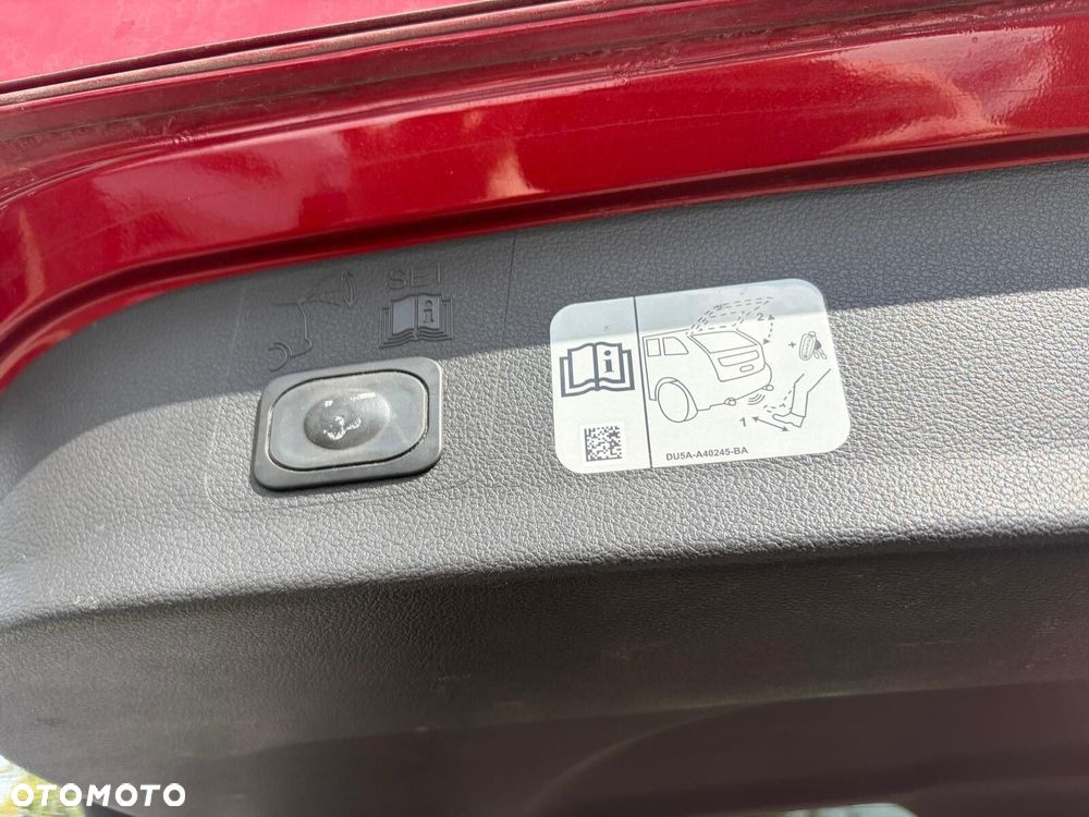 Ford Kuga - 9