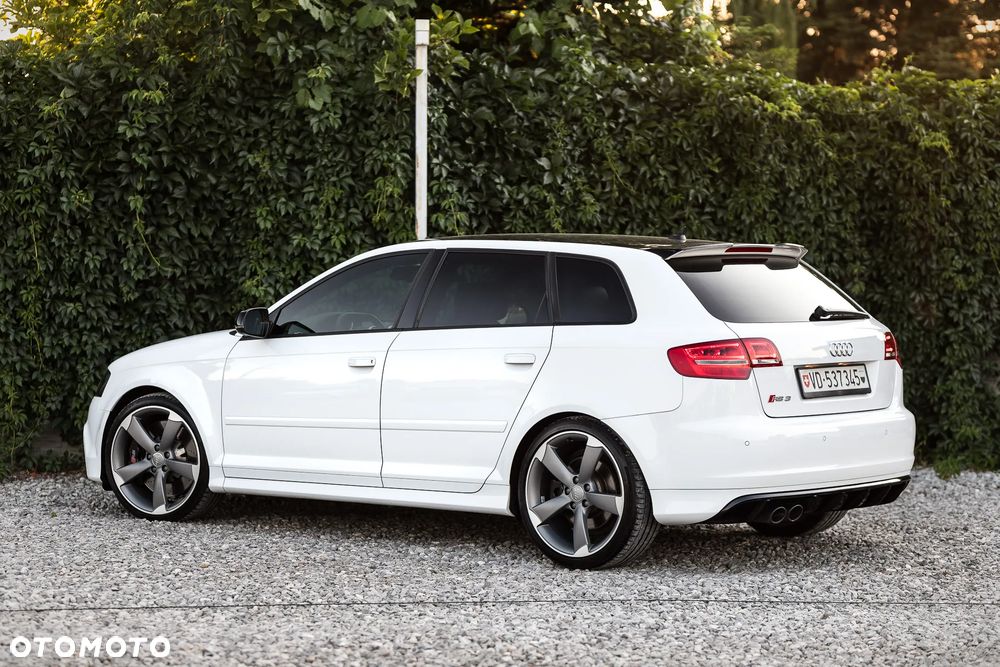 Audi RS3 Sportback - 12