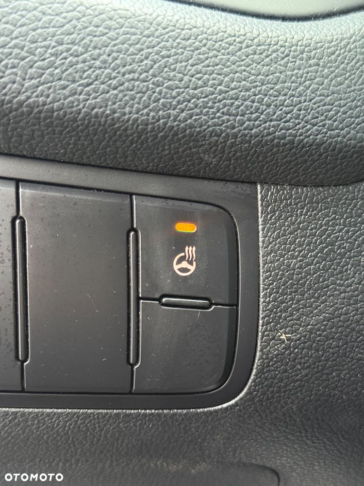 Kia Ceed 1.4 CVVT Dream-Team Edition - 14