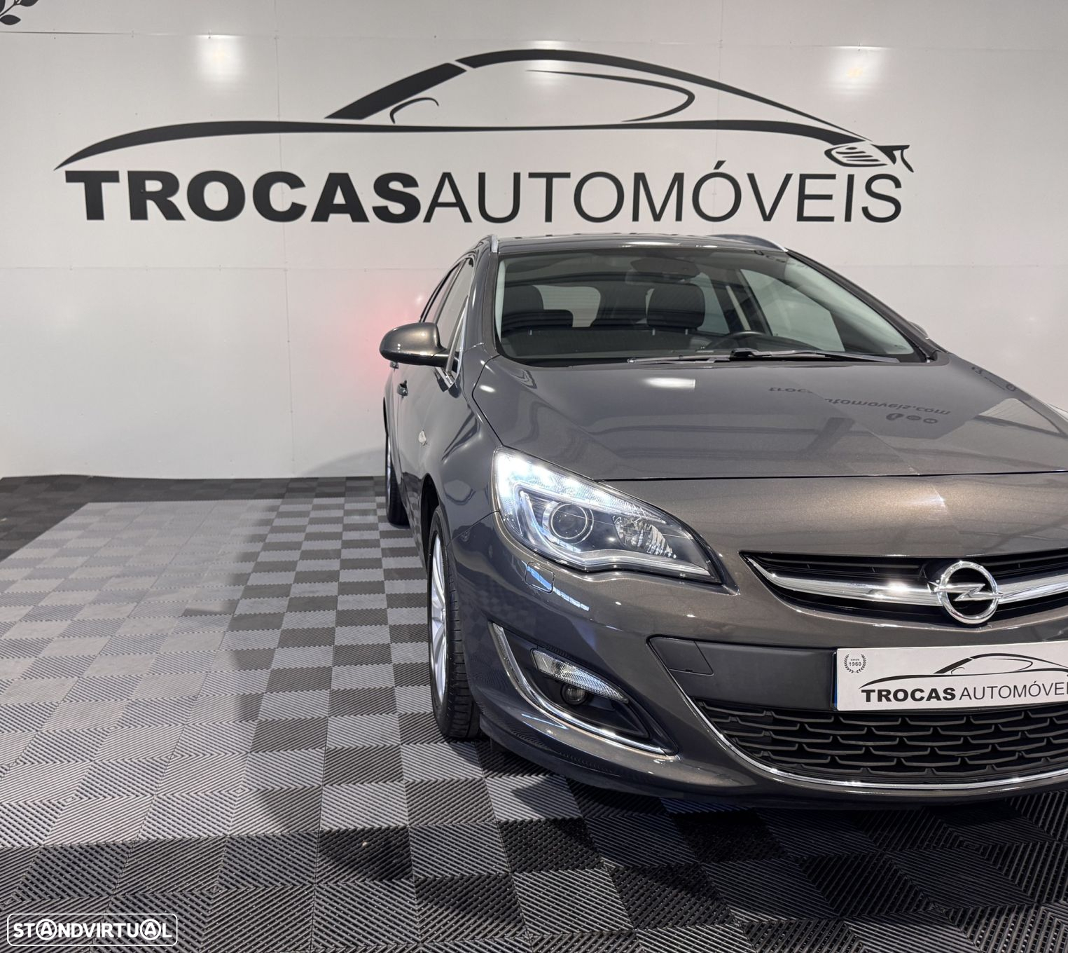 Opel Astra Sports Tourer 1.6 CDTi Executive S/S - 31