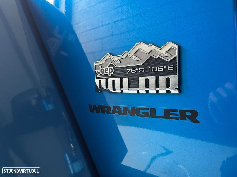 Jeep Wrangler Unlimited 2.8 CRD DPF Auto Sport - 26