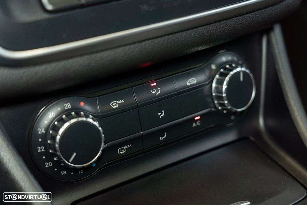 Mercedes-Benz CLA 180 CDI - 33