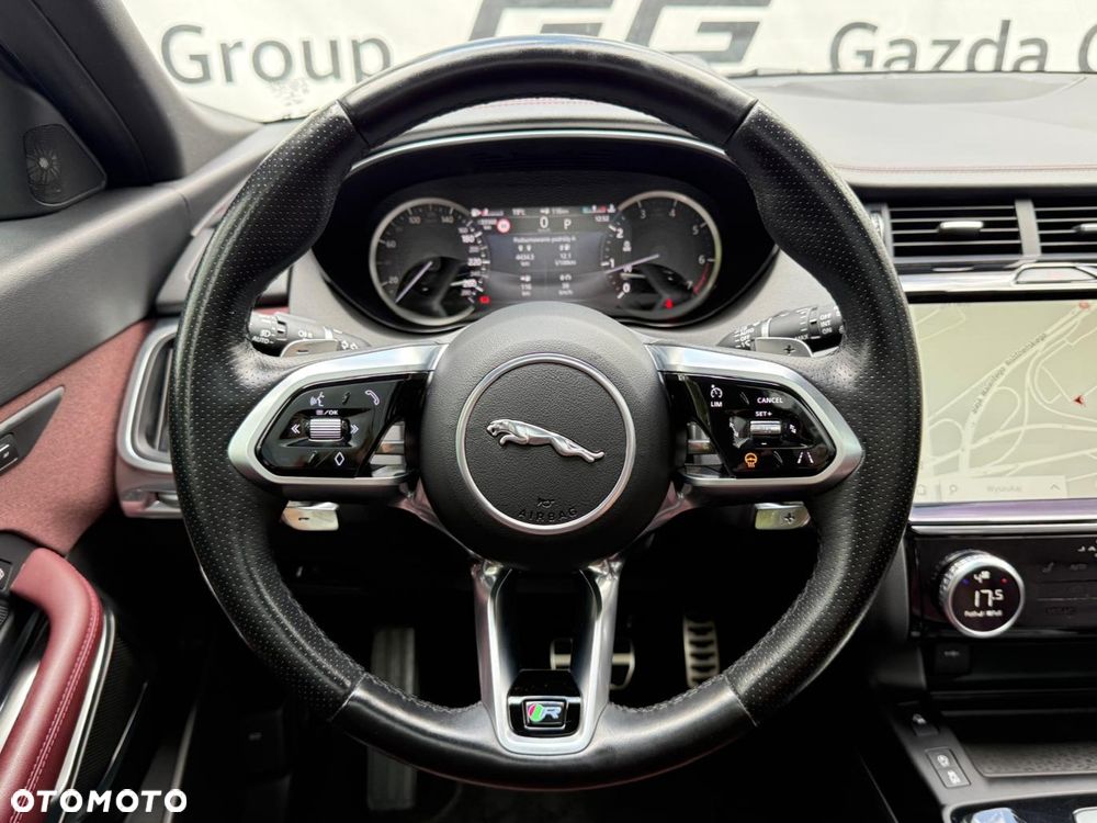 Jaguar E-Pace 2.0 P250 mHEV AWD R-Dynamic HSE - 12