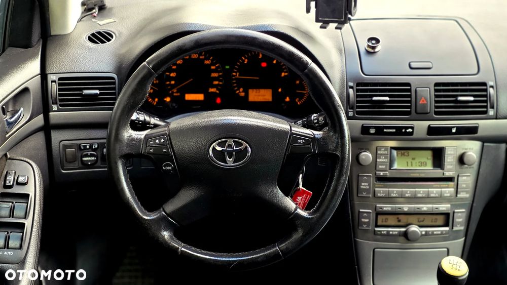 Toyota Avensis 2.0 D-4D Sol Premium - 15