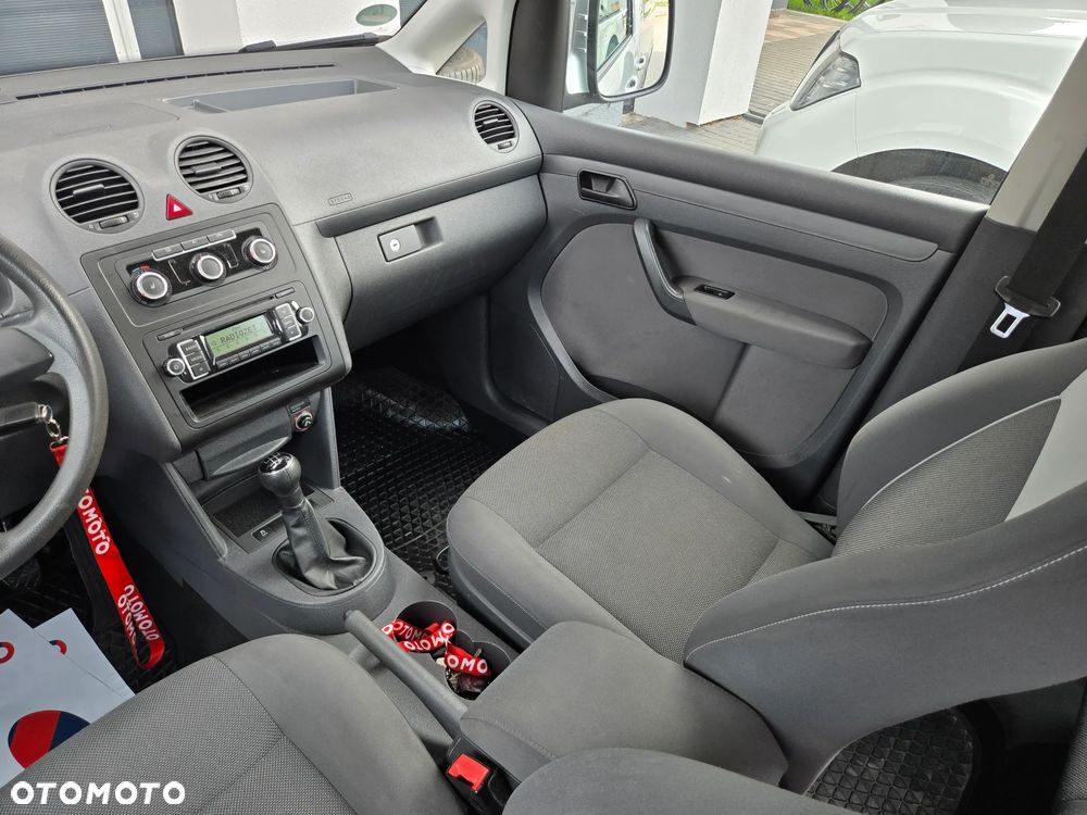 Volkswagen Caddy Comfortline - 26