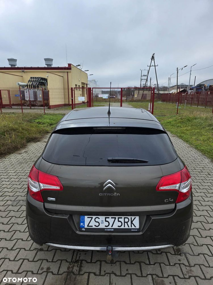 Citroën C4 HDi 115 Attraction - 9