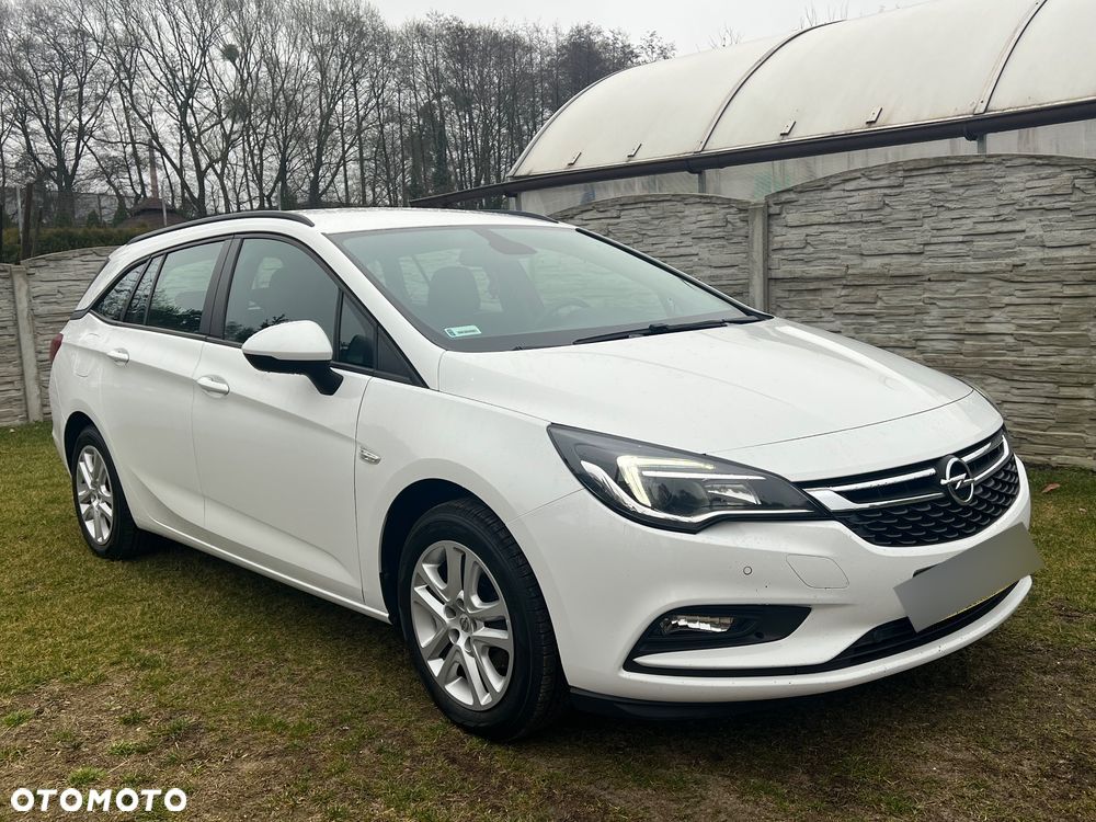 Opel Astra V 1.4 T Enjoy - 1
