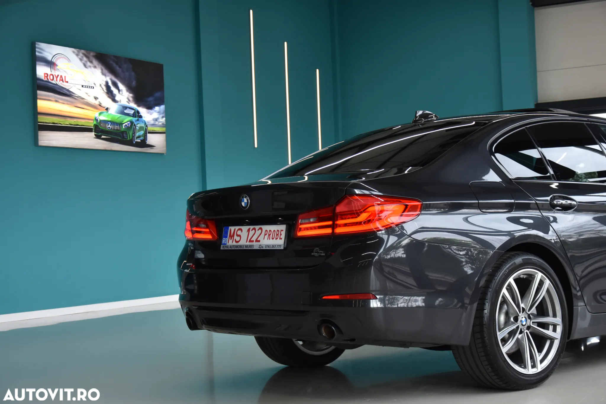 BMW Seria 5 520d xDrive Aut. Sport Line - 38