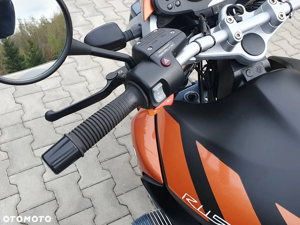 BMW R - 19
