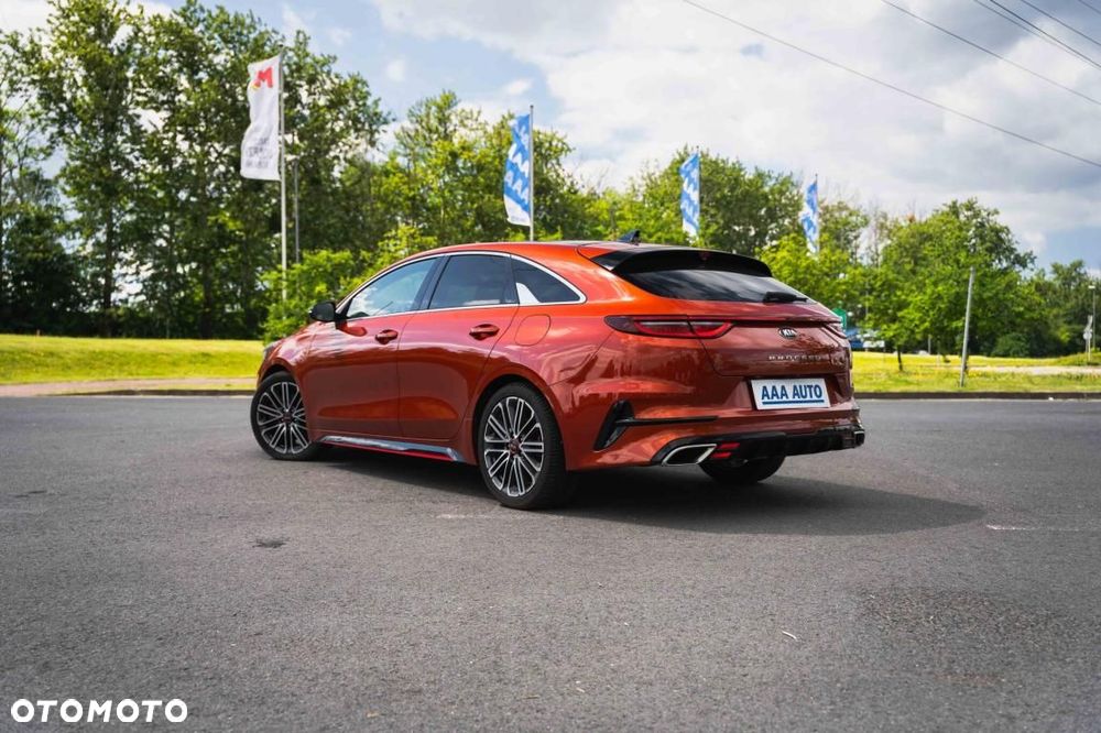 Kia ProCeed - 7