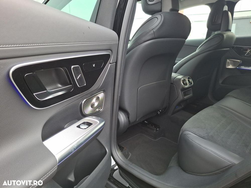 Mercedes-Benz GLC Coupe 300 e 4MATIC - 13