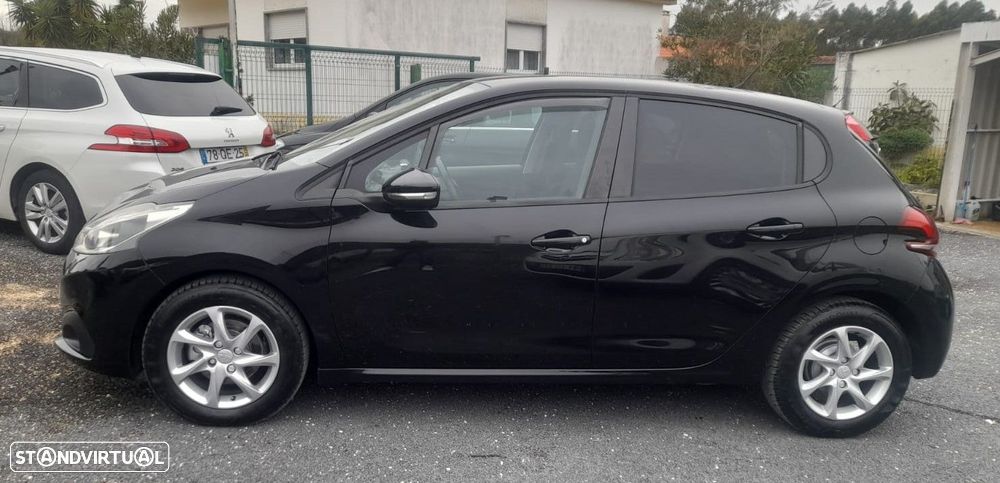 Peugeot 208 1.2 PureTech Style - 3