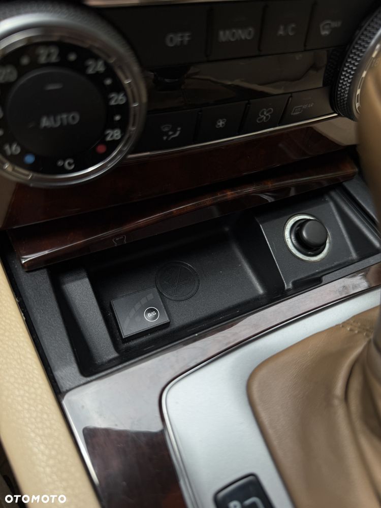 Mercedes-Benz Klasa C 300 Avantgarde 4-Matic - 18