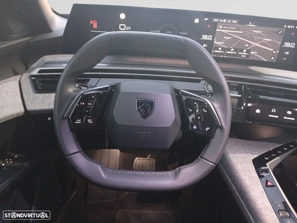 Peugeot 5008 1.2 Hybrid Allure e-DCS6 - 12