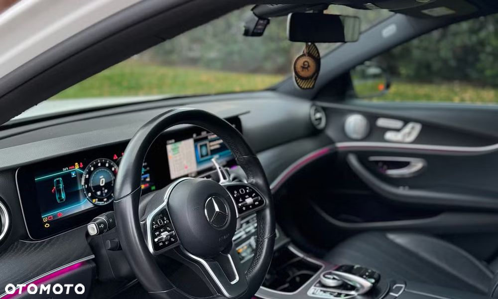 Mercedes-Benz Klasa E 450 4-Matic Exclusive - 9