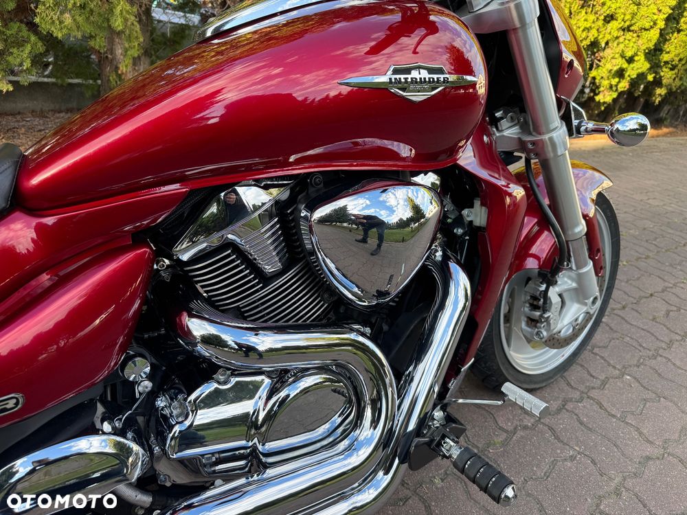 Suzuki Intruder - 10