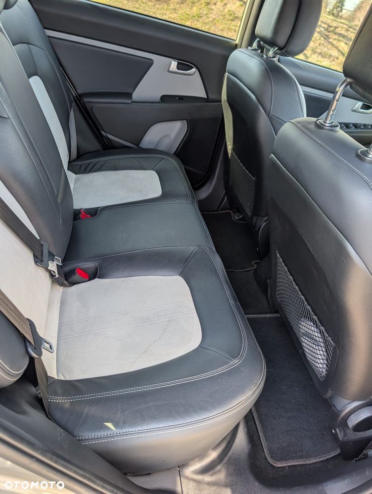Kia Sportage 1.7 CRDI L 2WD - 8