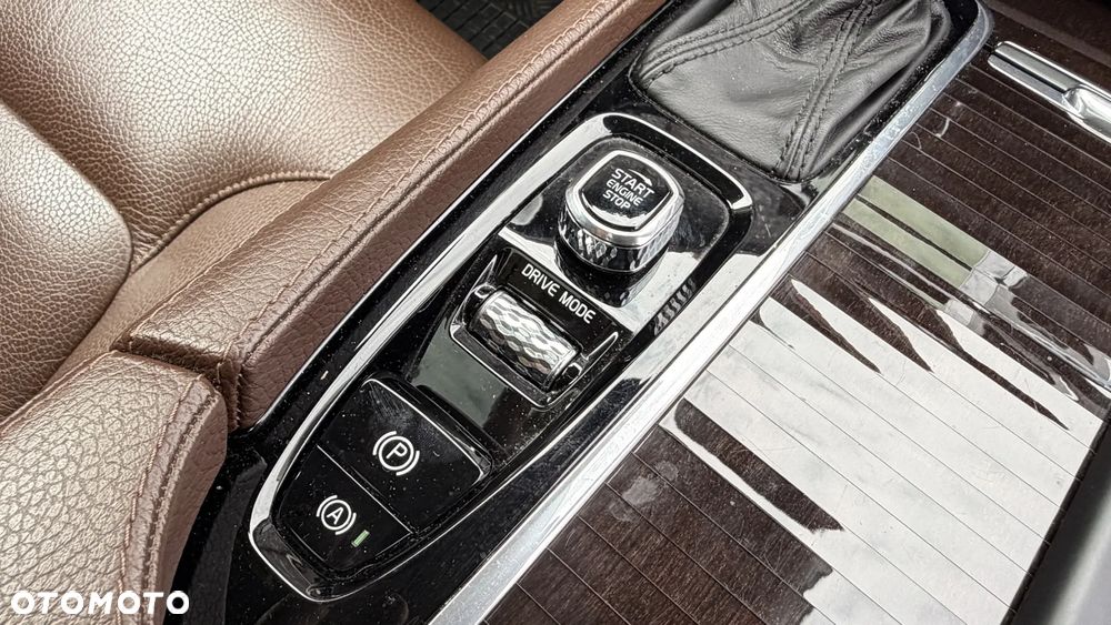 Volvo XC 90 T6 AWD Geartronic Inscription - 33