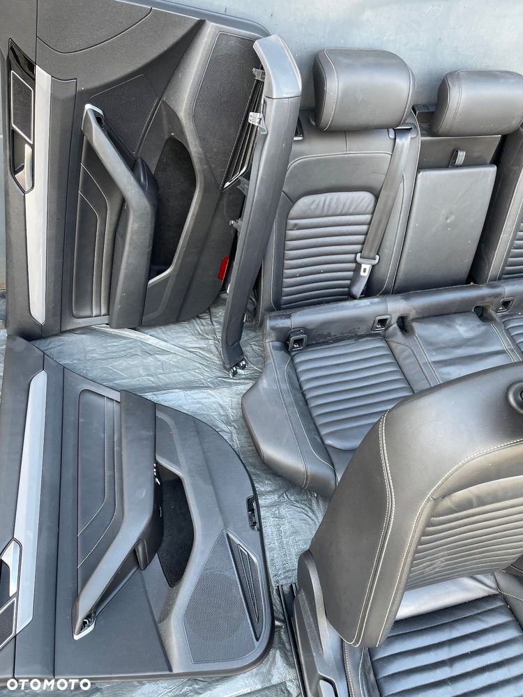 VW Passat B8 LIFT  fotele kanapa boczki skóra - 5