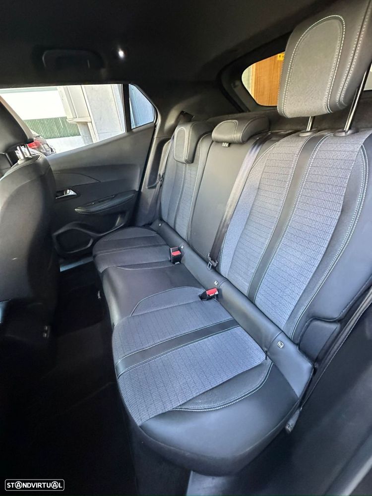 Peugeot 2008 1.2 PureTech Allure Pack EAT8 - 10