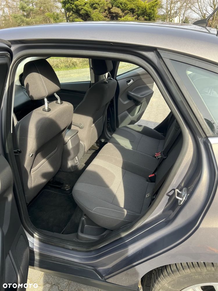 Ford Focus 1.6 EcoBoost Titanium - 24