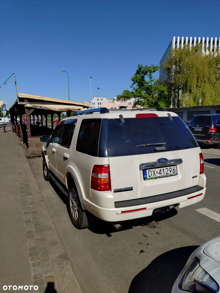 Ford Explorer 4.6 4WD - 2