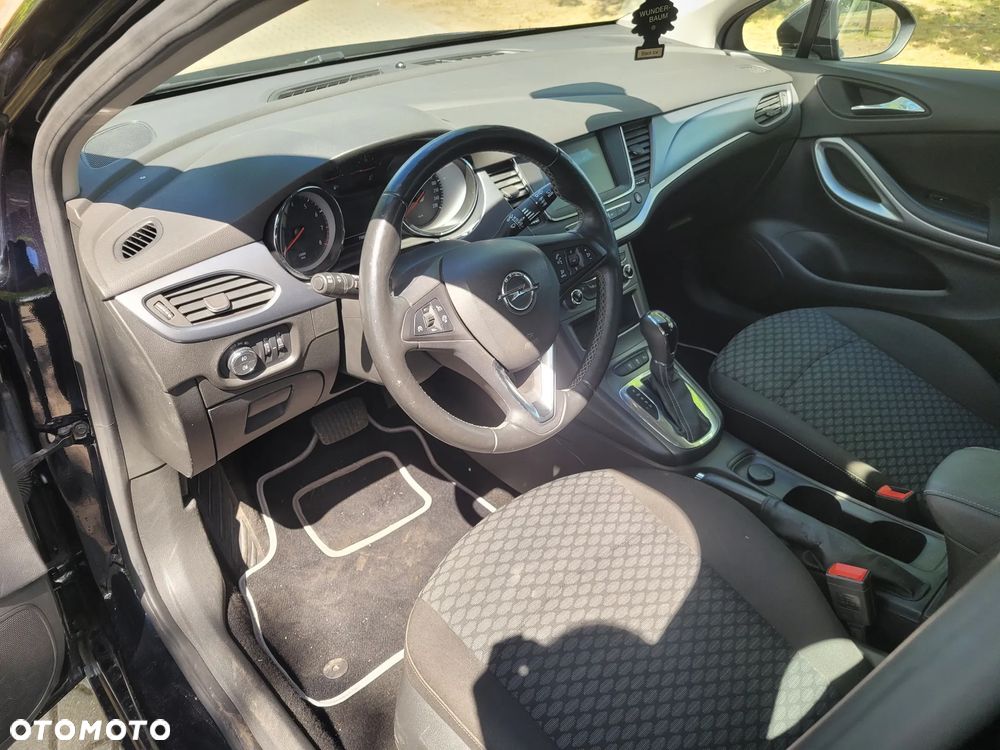 Opel Astra 1.4 T Dynamic S&S - 11