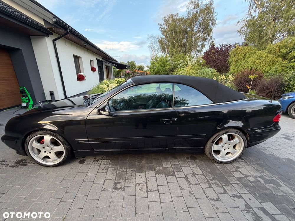 Mercedes-Benz CLK 200 - 2